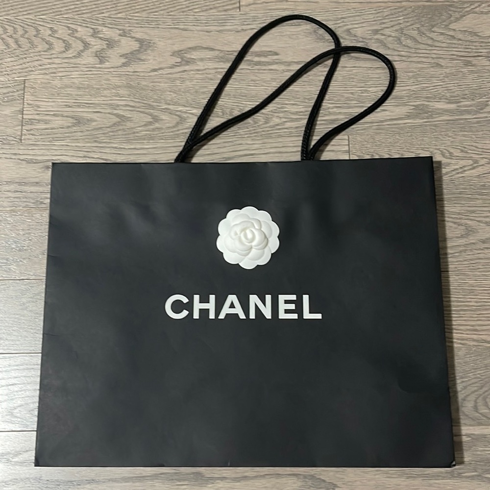 Chanel shopping bag